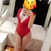 Mersin Akdeniz Escort Bayan: Zarif Bedenli, Siyah Saçlı ve Sakin Tarzı İle - 50kg, 178cm'l