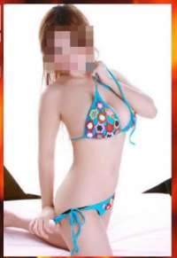 Mersin Akdeniz'in Zarif Vücutlu, Bal Köpüğü Saçlı Escort Bayanı
