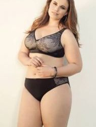Mersin Escort Kızlar: Kumral Saçlı, Zarif ve Çekici 48 kg, 158 cm