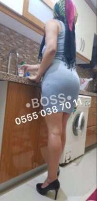 Mersin'in Akdeniz Rüzgarı: Kumral Saçlı, İnce Vücutlu ve Şehirli Stil İle Escort Bayan