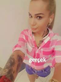 Mersin'in Balık Eti ve Zarif Silueti: Sarı Saçlı, 70kg ve 171cm Boyundaki Silifke Escort B
