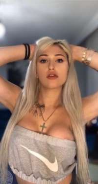 Mersin'in Büyüleyici Çekiciliği: Silifke Escort Bayan - Kumral Saçlar, Balık Etli Vücut ve