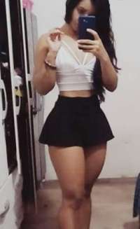 Mersin’in Büyüleyici Kıyılarından: Mersin Escort Bayan - Siyah Saçlar, Ince Vücut ve Bakım
