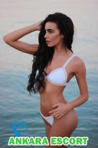 Mersin'in Büyülü Neşesi: Silifke Escort Bayan, Sarı Saçlı, 62 Kg ve 174 cm