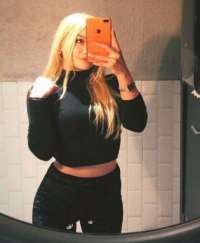 Mersin’in Dokunuşlarına Kapılmak: 68 Kg, 166 Cm’lik, Siyah Saçlı, İnce ve Neşeli Mersin Es