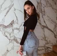 Mersin’in Fit ve Zarif Buse'si: Silifke Escort Bayan - 69kg, 170cm, Sarı Saçlı