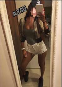Mersin’in Göz Kamaştırıcı Dişiliği: Akdeniz Escort Bayan - Kızıl Saçlar, Balık Etli Vücut