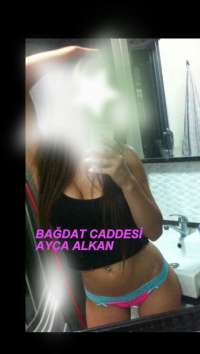 Mersin'in Kıpır Kıpır Kırmızısı: Mezitli Escort Bayan, Kızıl Saçlı, 73 Kg ve 162 cm