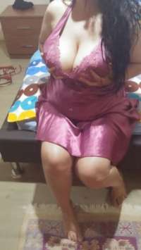 Mersin'in Kızıl Alevi: Zarif, Neşeli ve Bakımlı Silifke Escort Bayanı