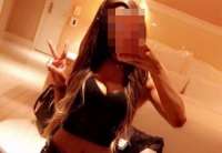 Mersin'in Neşeli Ve Bakımlı Akdeniz Güzeli: Siyah Saçlı, İnce Vücutlu Escort Bayanın Büyül