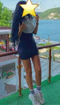 Mersin'in Neşeli ve Zarif Güzelliği: Kumral Saçlı, 57 Kg ve 164 cm'lik Silifke Escort