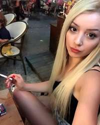 Mersin'in Özgün Zerafeti: Silifke Escort Bayan - Kızıl Saçlar, Fit Vücut ve Elit Tarz