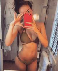 Mersin'in Rüzgar Gibi Geçen Kumral Saçlı, İnce Vücutlu ve Neşeli Escort Kızı