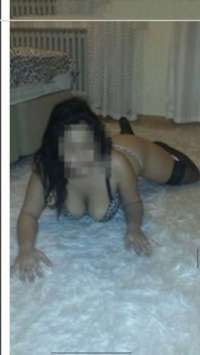 Mersin'in Sakin ve Doğal Güzeli: Sarı Saçlı, Balık Etli Mersin Escort Bayan - 59kg, 165cm
