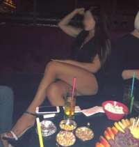 Mersin’in Sakin ve Zarif Güzeli: Akdeniz Escort Bayan - 63kg, 155cm, Kumral Saçlı