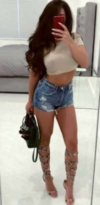 Mersin'in Şehirli ve Fit İhtişamı: Akdeniz Escort Bayan