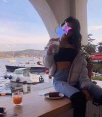 Mersin'in Şehirli ve Sportif Sarı Saçlı Escort Kızı: 77kg, 165cm