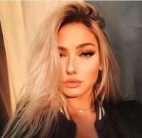 Mersin'in Silifke Bölgesi: Siyah Saçlı, Neşeli ve Zarif Escort Bayan: 66kg, 175cm
