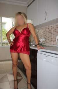 Mersin’in Sofistike ve Çekici Meleği: Mezitli Escort Bayan - 58kg, 177cm, Sarı Saçlı