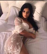Mersin'in Tutkulu İhtişamı: Erdemli'nin Zarif ve Fit Vücutlu Escort Bayanı