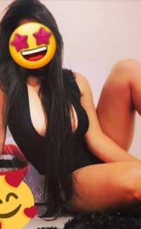 Mersin'in Zarif ve Siyah Saçlı Cazibesi: Silifke Escort Kızı