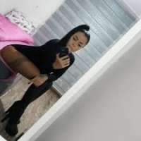 Mersin Mezitli'de Uzun Siyah Saçlı ve Fit Vücutlu: Sakin Tarzda Escort Bayan