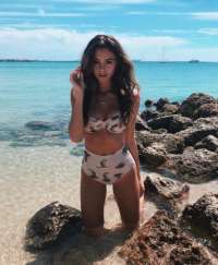 Mersin Silifke'nin Şık, Zarif ve Siyah Saçlı Escort Bayanı