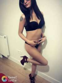 Minyon tipli escort Guzem