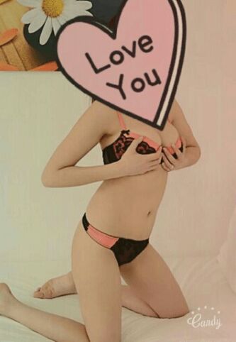 Mersin Akdeniz'in Nefes Kesici ve Zarif Escort Bayanı: 173 cm, 54 Kg, Bal Köpüğü Saçlı