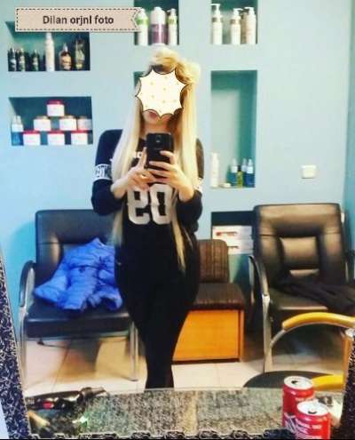 Mersin Erdemli Bölgesi: Kızıl Saçlı, İnce ve Şehirli Bayan Escort: 74kg, 155cm