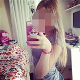 Mersin Erdemli'den Şehirli Tarzı ve Fit Bedeniyle Escort Bayan: Bal Köpüğü Saçlı, 78 Kg ve