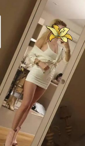 Mersin Erdemli: Kızıl Saçlı, İnce Bedenli ve Bakımlı Escort Bayan'ın Arzularını Uyandıran