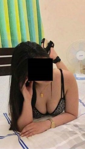 Mersin Erdemli'nin Eşsiz Kumral Escort Bayanı: Fit Vücutlu ve Bakımlı Stili ile 52 Kg, 156