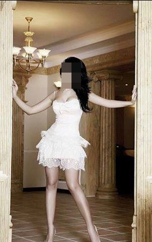 Mersin Erdemli'nin Etkileyici ve Başıboş Kızıl Saçlı Escort Bayanı: Bakımlı Stil ve Balık
