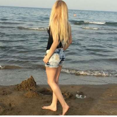 Mersin Erdemli'nin Sakin ve Fit Güzeli: 83 Kg ve 168 cm'lik, Bal Köpüğü Saçlı Escort Bayan