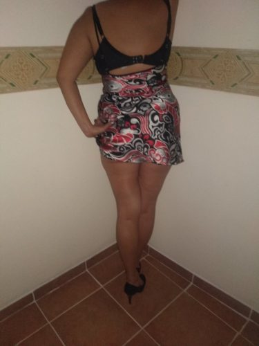 Mersin'in Arzu Eden, Kendine Güvenen ve Tutkulu Safiri: Akdeniz Escort Bayan – Sarı Saç, 1