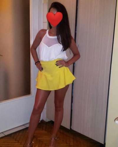 Mersin'in Asil Sükuneti: Akdeniz Escort Bayan - Bal Köpüğü Saç, 174 cm, 56 Kg, Sportif Vüc