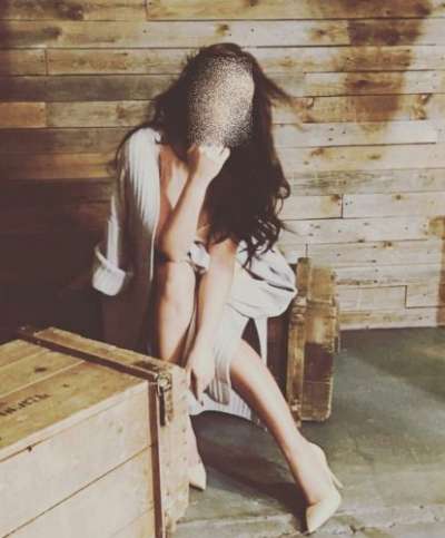 Mersin'in Cana Yakın ve Fit Mezitli Escort Bayanı: Sarı Saçlı, 72 Kg, 166 Cm Boyunda
