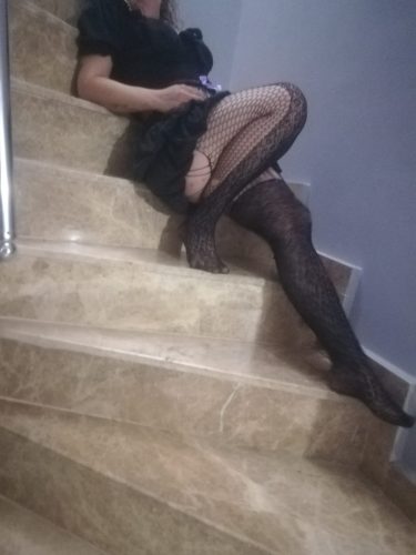 Mersin'in Cazibesinden Kaçılmaz: Kumral Saçlı, Fit Vücutlu, Neşeli Tarsus Escort Bayanı