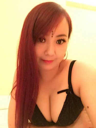 Mersin'in Çekici ve Zarif Escort Kızı: Bal Köpüğü Saçlı, 64 Kg, 172 Cm Boyunda
