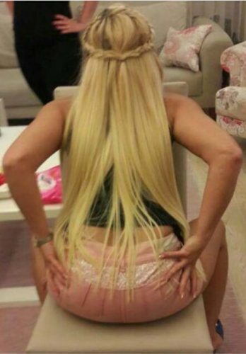 Mersin’in Doğal Güzellik ve Zarif Stil: 73 Kg ve 160 cm'lik Kumral Saçlı ve İnce Vücutlu M