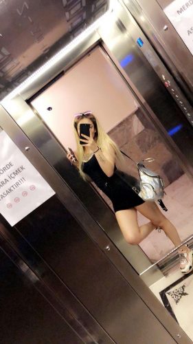 Mersin’in Eksantrik Rüzgarıyla Karşılaştığınız Zarif ve Balık Etli Escort Kız: 56 Kg, 165
