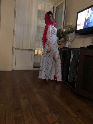 Mersin'in Elit Işıltısı: Neşeli ve Fit Vücutlu Erdemli Escort Bayan'ın Büyülü Etkileyicili