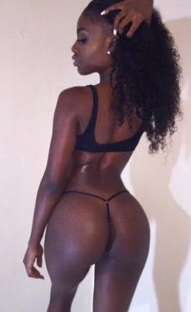 Mersin’in Enerji Dolu Kızılı: Akdeniz Escort Bayan, Kızıl Saçlı, 63 Kg ve 167 cm