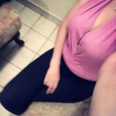 Mersin'in Eşsiz Güzelliği: Akdeniz Escort Bayan, Bal Köpüğü Saçlar ve Zarif Stili ile Dikk