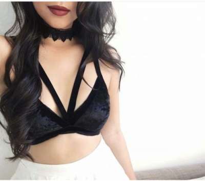 Mersin'in Estetik ve Bakımlı Elması: 51 Kg ve 160 cm'lik, Kızıl Saçlı, Fit Escort Kız
