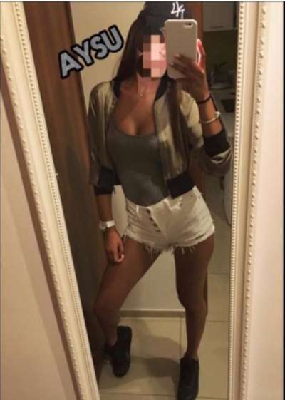 Mersin’in Göz Kamaştırıcı Dişiliği: Akdeniz Escort Bayan - Kızıl Saçlar, Balık Etli Vücut
