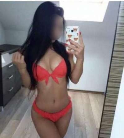 Mersin'in İri Gözlü Kumralı: Büyüleyici Stili ile Zarif Escort - 162 cm, 79 kg