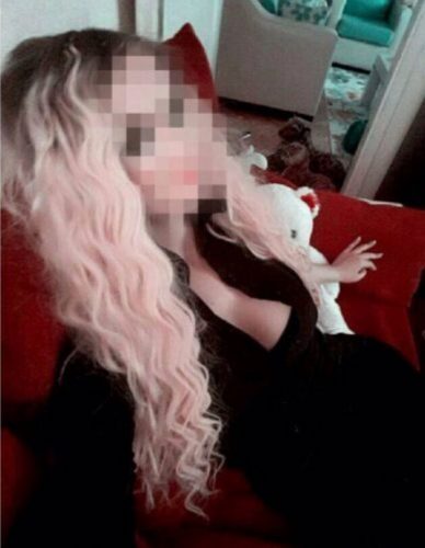 Mersin'in Karizmatik ve Çekici Kızıl Saçlı Mezitli Escort Bayanı: 79 Kg, 167 Cm Boyunda, F