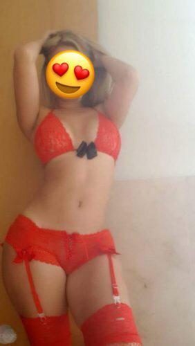 Mersin'in Kırmızı Başakları: Erdemli Escort Bayan - Kızıl Saçlar, Balık Etli Vücut ve Bakı